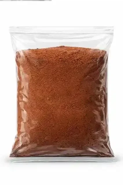 پودر هات چاکلت با طعم شکلاتی دلپذیر و آماده‌سازی آسان، مناسب مصرف خانگی، محل کار و پذیرایی است.